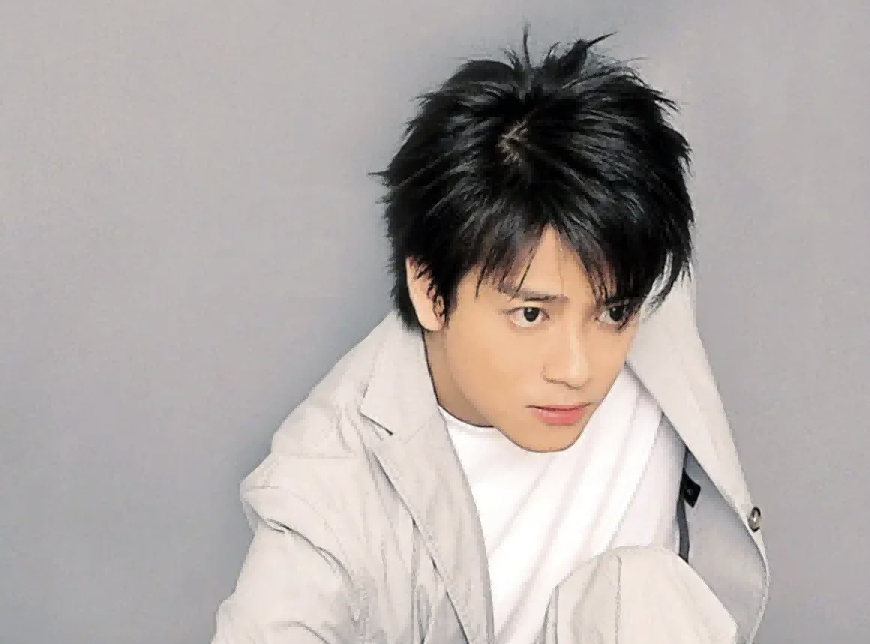 一手好牌却打得稀烂，这8位“高开低走”的港星，个个不值得原谅