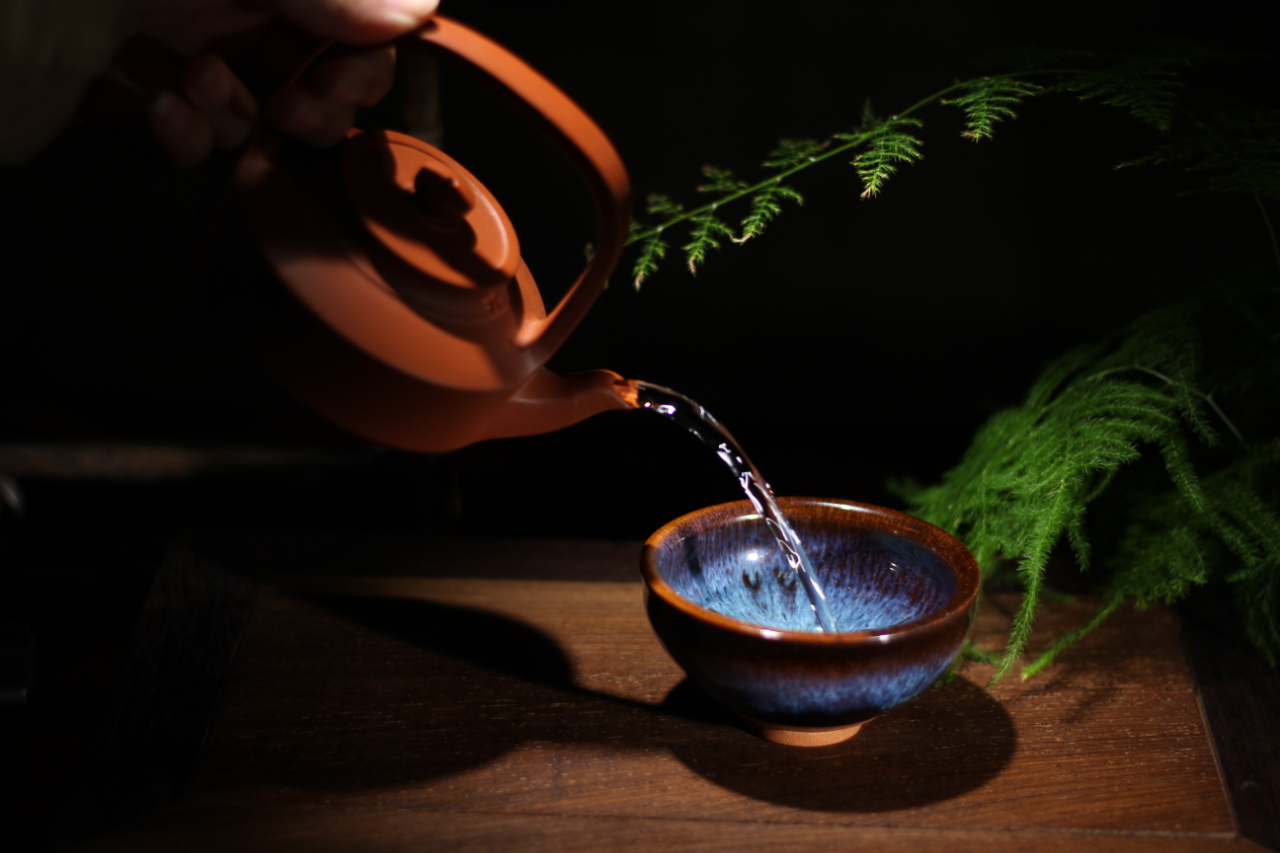 年过五旬，早上起床后做到“4不喝”，或对身体健康有好处