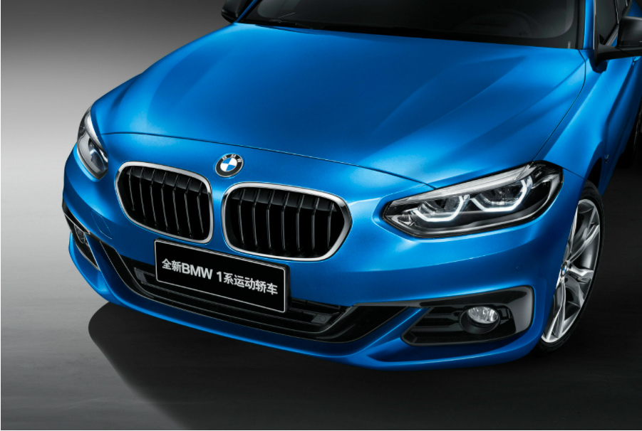 女的开什么车既实用又好看（女生开哪款车合适些）