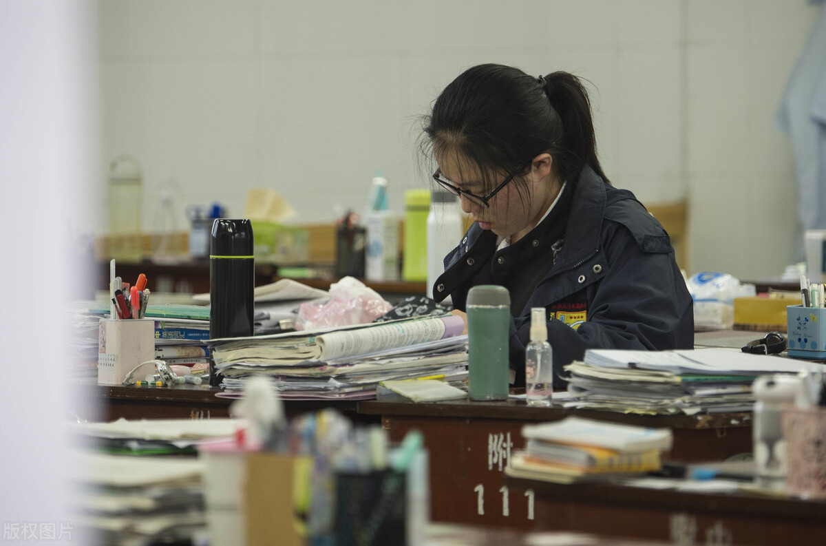 模考跟高考有何区别？模考过后，高三学生怎样做能成功逆袭高考？