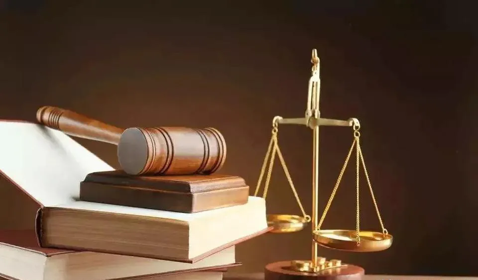 漂亮妻子遭奸杀，官员老公蒙冤入狱17年，真凶身份令人意外