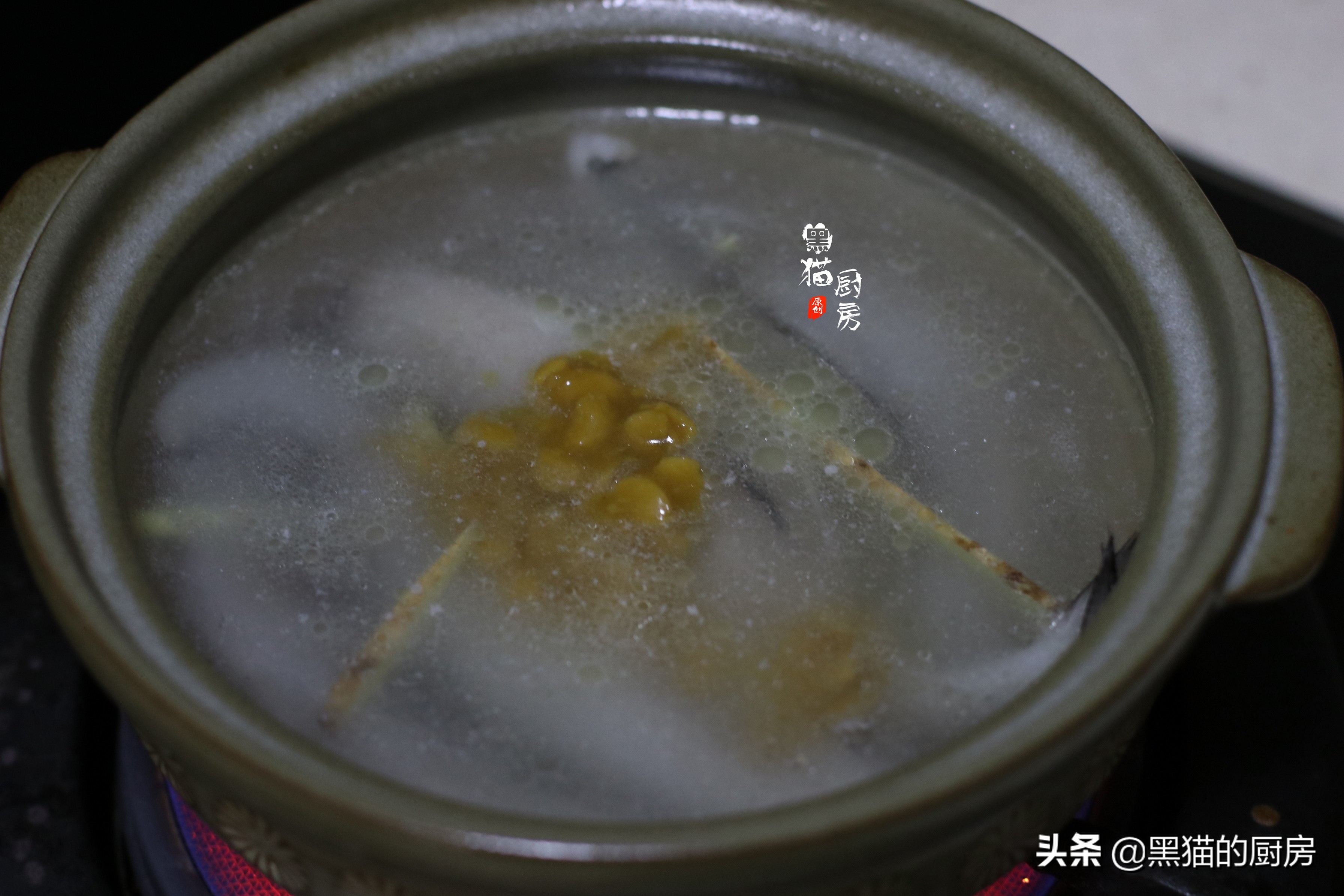 这鱼5块一斤，口感似豆腐，刺少软嫩又鲜甜，潮汕人最爱用它煮汤