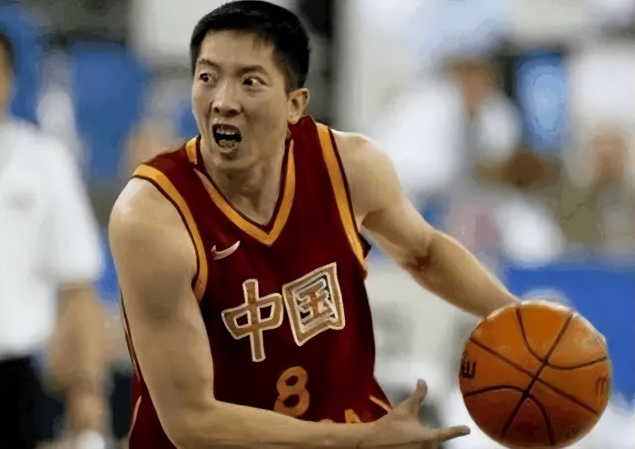 中国有哪些球员pk过nba(中国男篮最强的十名球员，易建联难以抗衡姚郅，三分王李楠)