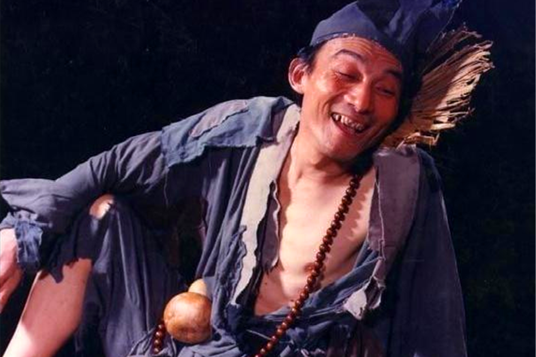 游本昌:52岁大器晚成,凭借济公一举成名后,为何依旧无戏可拍?