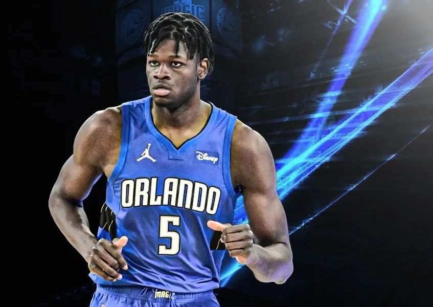 nba塔克为什么有钱(5年超2.5亿！NBA历史第一人！大哥比哈登贵1个塔克)