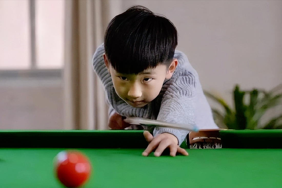 中式黑8直播(“小丁俊晖”汪乌卡：三岁开始打台球，梦想成为世界冠军)