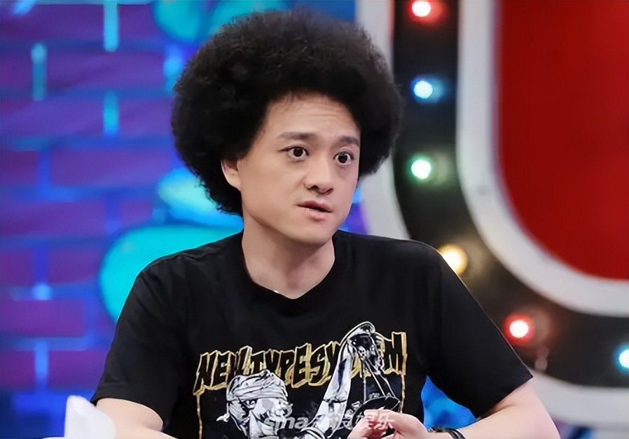 歌比人红的龙套小角色，喜剧天赋不输黄渤，却天妒英才遗憾早逝