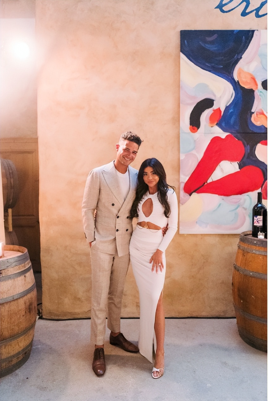 英格兰幸福时代来临（好莱坞美女大婚！曾换两次肾、透析暴瘦，如今被祝福：一定要幸福）