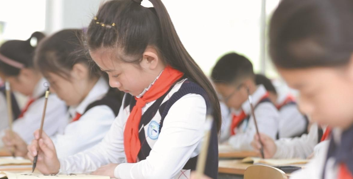 清华学霸蓄“山羊胡子”出镜，五道口体校传说是真的，你听说过吗