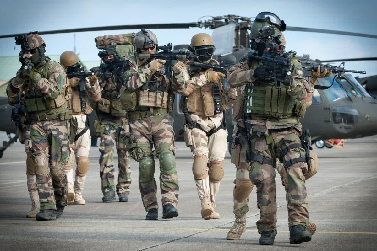 ��������Ӱ2000��F16��F14���������й���������ô���Ĵ�����