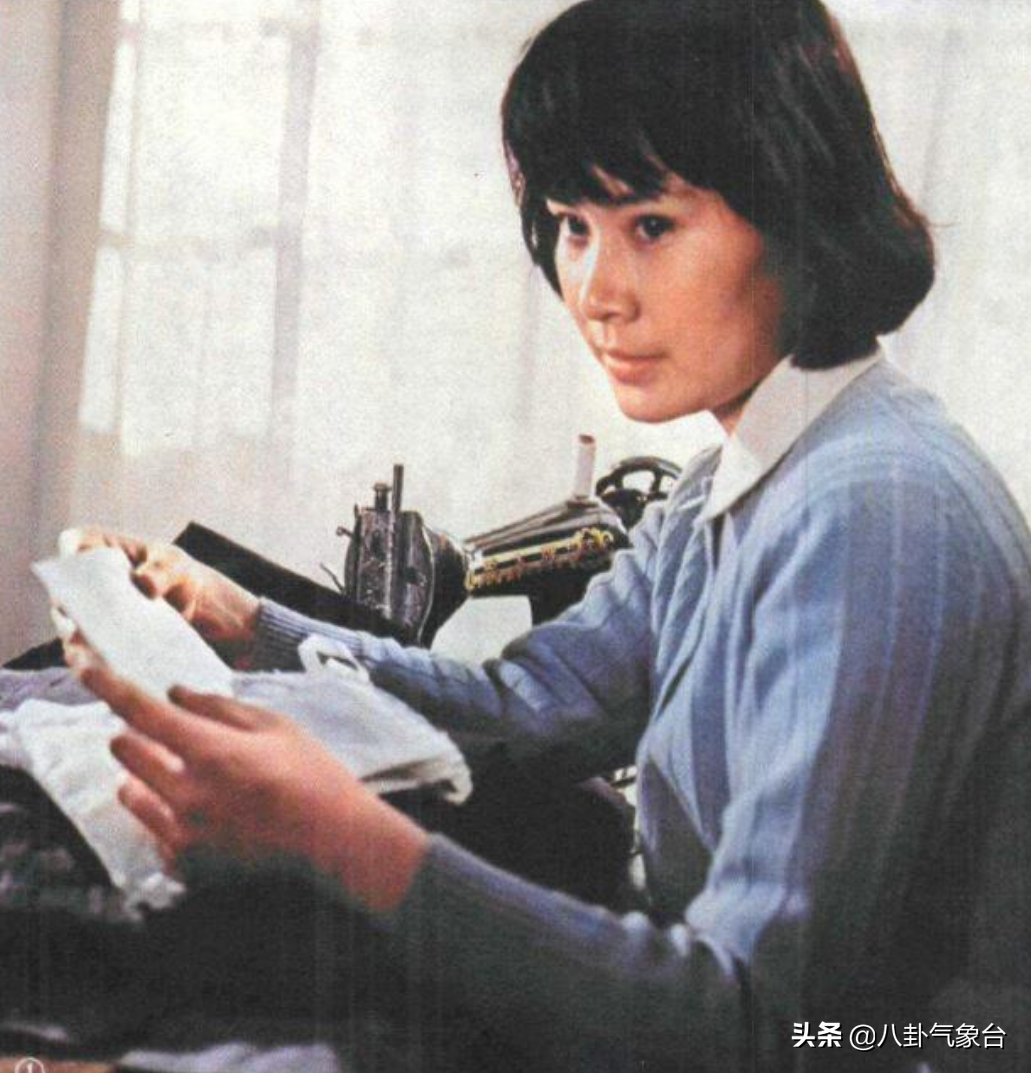 “气质美人”肖雄，将一生奉献给演艺事业，单身30年不后悔