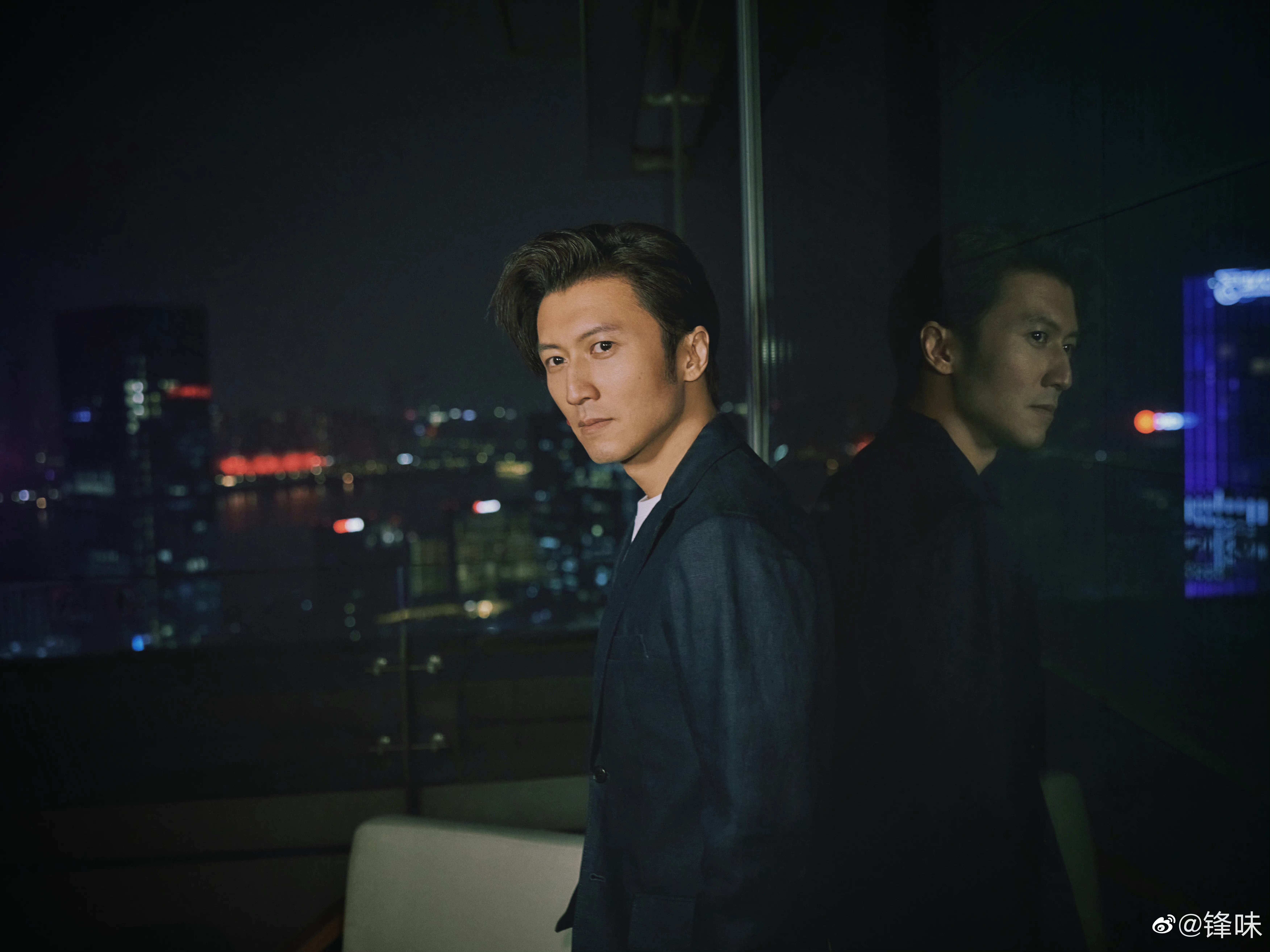 谢霆锋家暴王菲?不给他生孩子,醉酒发泄?就一起处对象也不结婚