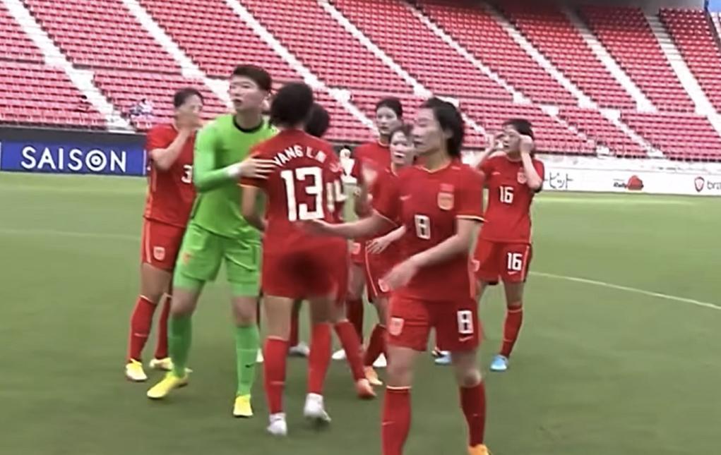 女足2-0中国台北！水庆霞脸黑，全员无表情，众隐患需全队调整