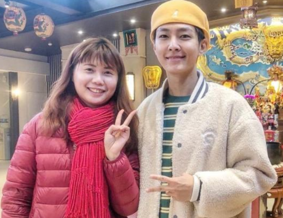 ����ӵ�����㷢�����⣬��λ������Ա׹���������ڷ�����������