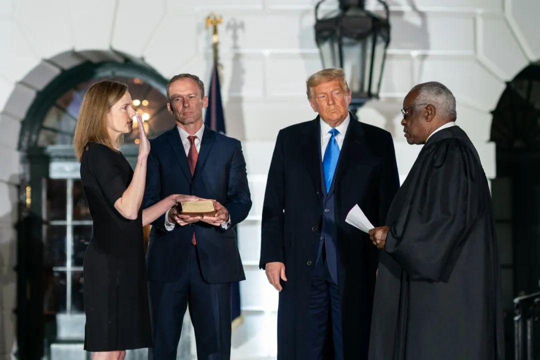 美国又一次站在了十字路口