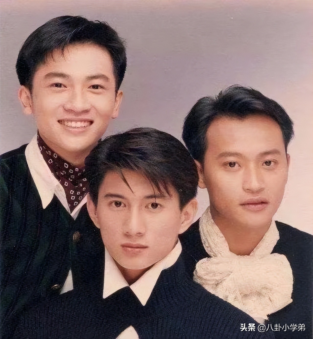 明明长着一张相似的脸，一个洋气一个“土气”，颜值差距太大了