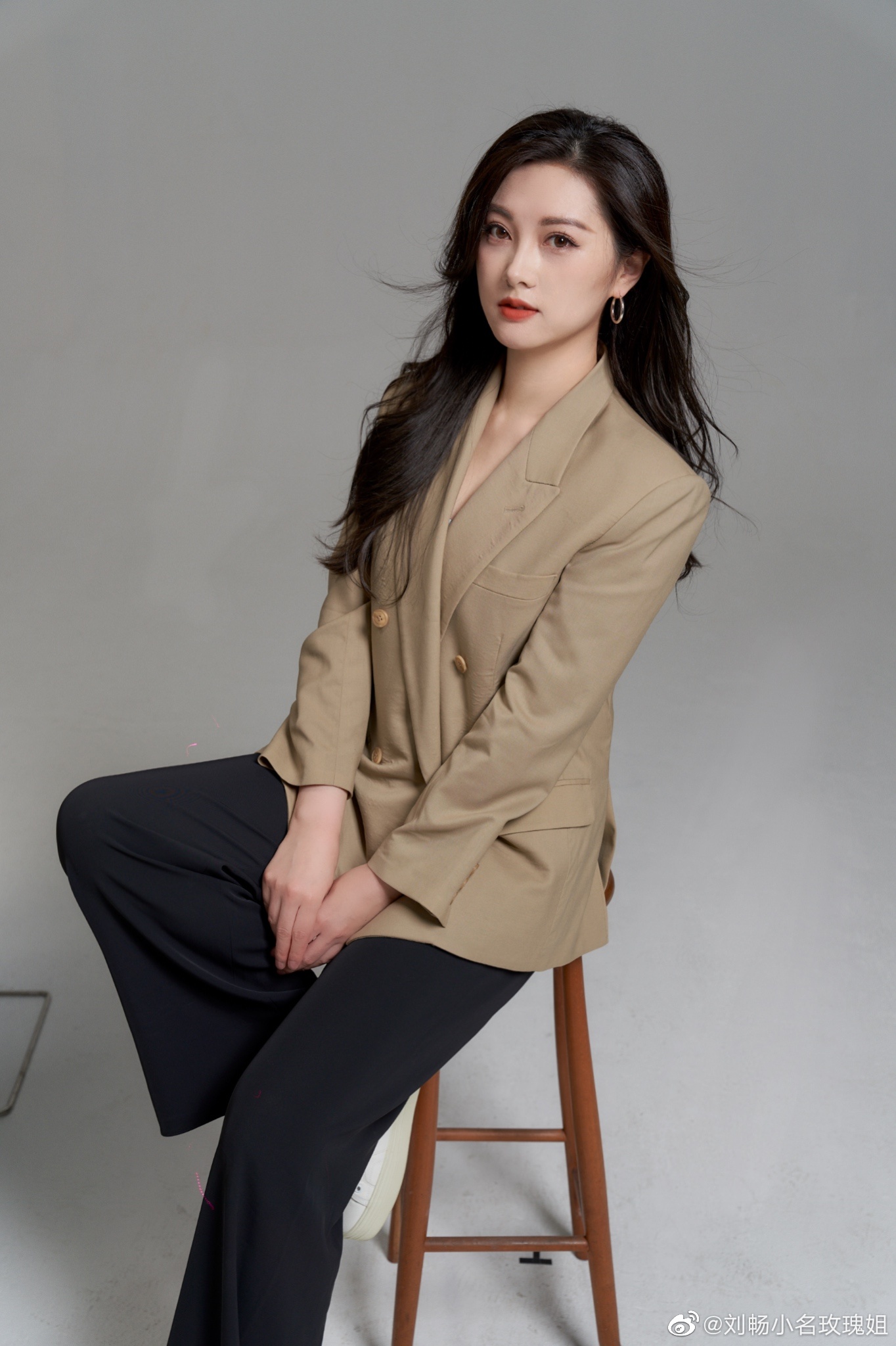 世界杯美女主播茗茗(足球女主播哪家强,央视马凡舒,刘语熙,杨茗茗最强