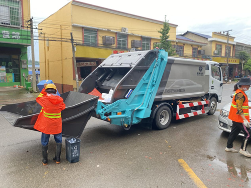 13方压缩式垃圾车，環(huán)衛(wèi)清潔好幫手