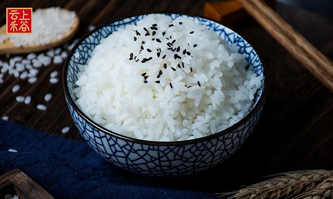 电饭锅热剩饭怎么热（电饭煲第二天的米饭如何加热）-第2张图片-巴山号