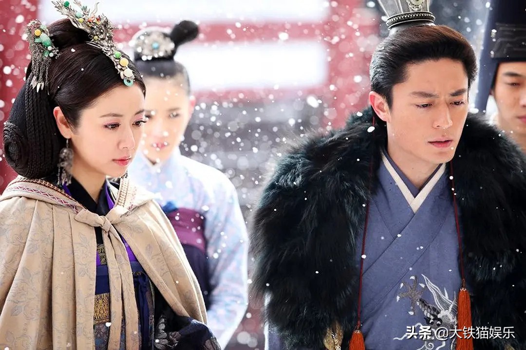 气质不行就别穿貂了，10位古装美男告诉你啥叫貂皮上身，贵气逼人