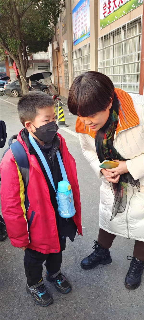 淅川县第二小学：强化作业管理 落实“双减”政策