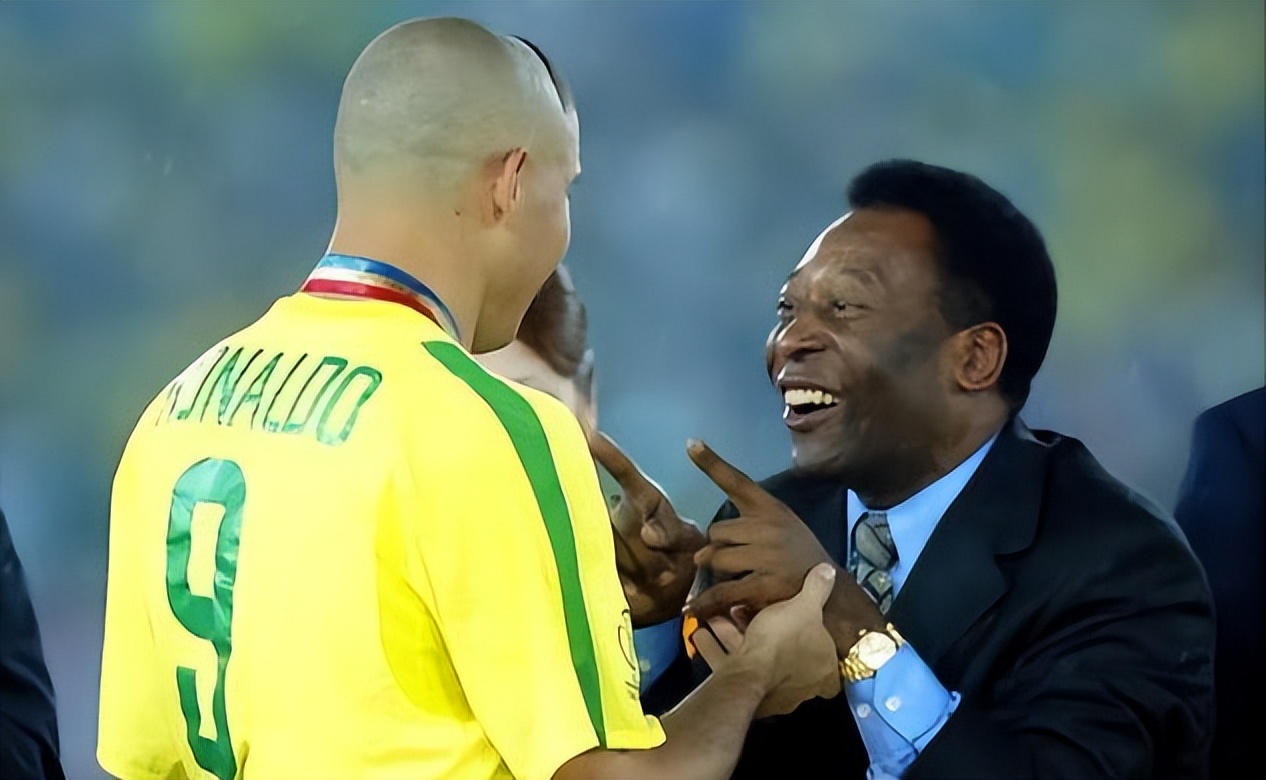 罗纳尔迪尼奥世界杯成绩（球王贝利三夺世界杯冠军 2002年之后 再无见证巴西登顶世界之巅）