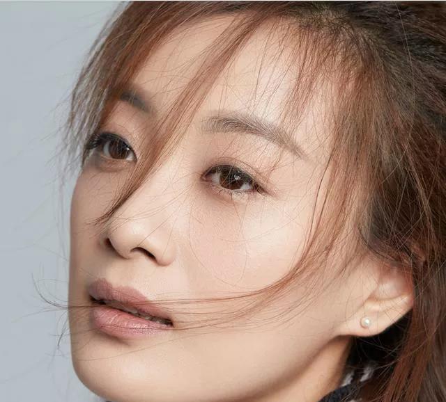 请欣赏40位明星独特灵秀的侧颜之美