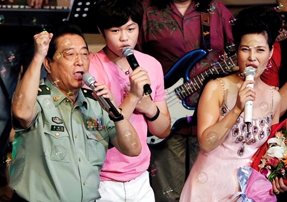 84岁李双江被造谣因病去世,梦鸽李天一现身?媒体发声揭露真相