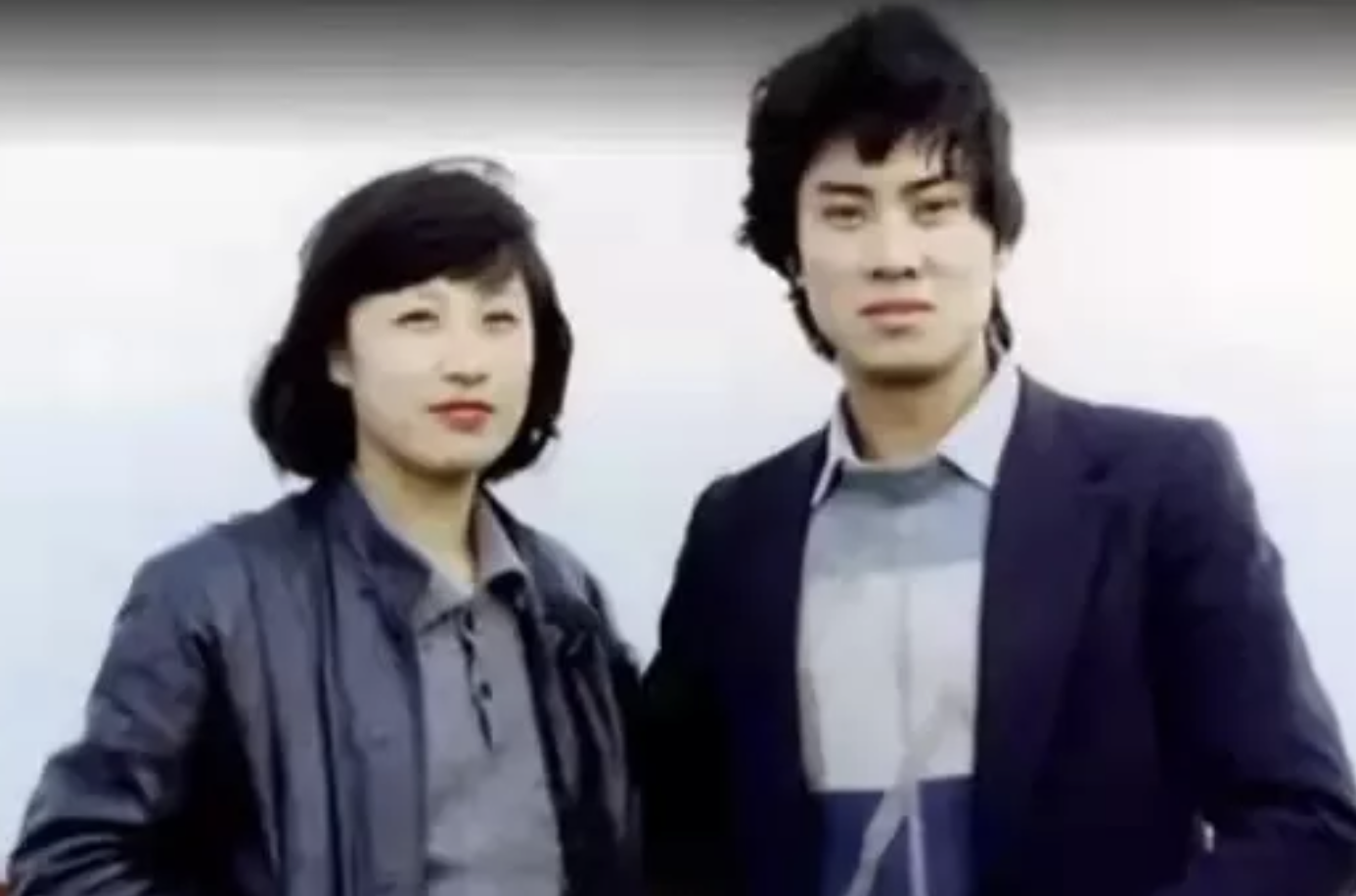 歌手江涛：妻子打工支持他唱歌，成名后宠爱妻子，孝顺岳母