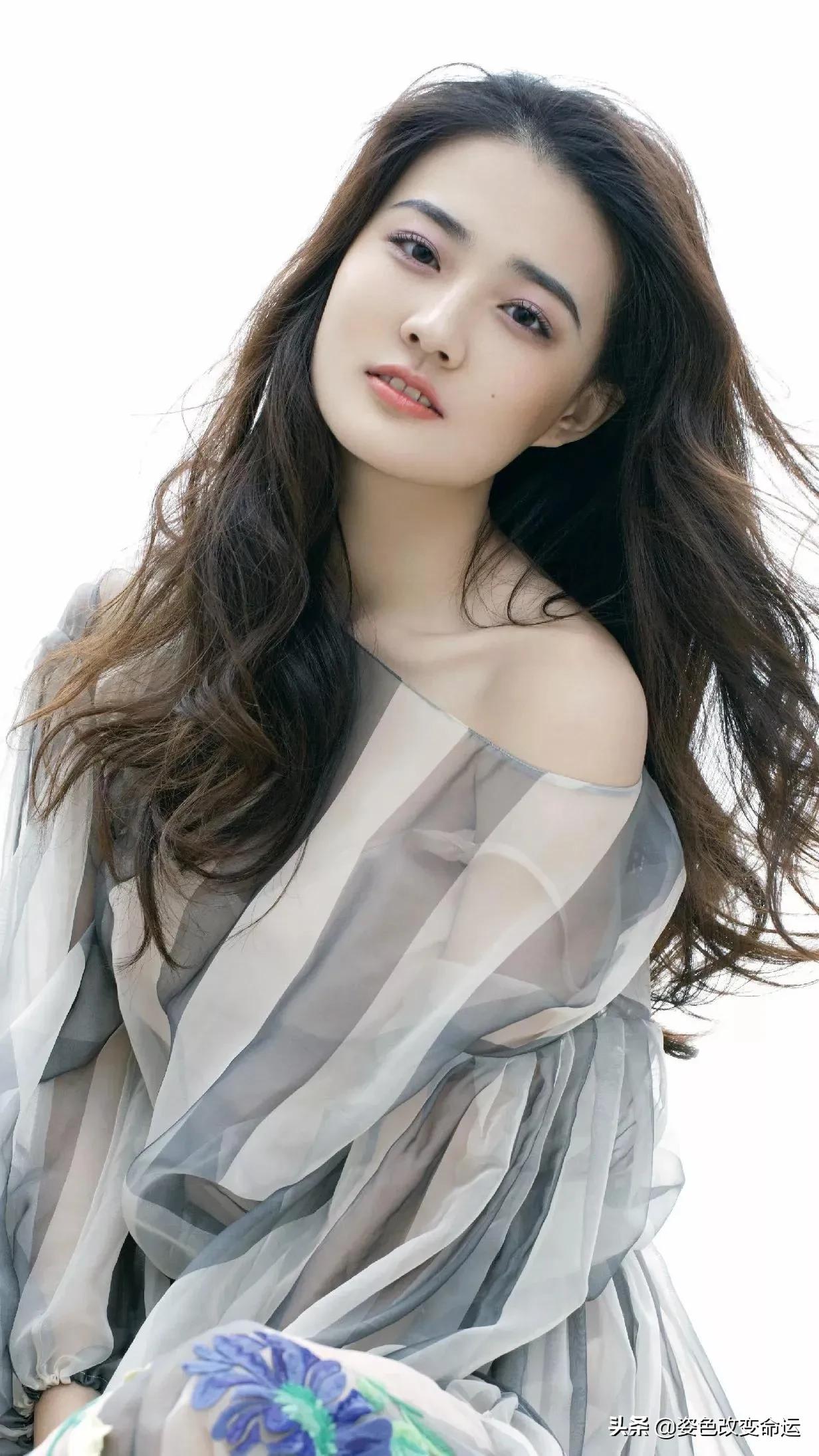 我们的当打之年，原来陈都灵年龄比徐璐大