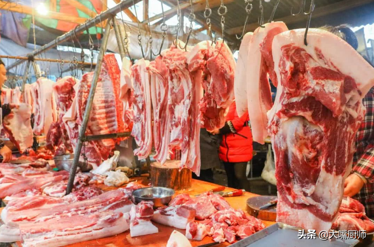 别总买猪牛羊肉(过年买肉，别总买猪牛羊肉，这5种肉味道鲜营养高，该换换口味了)