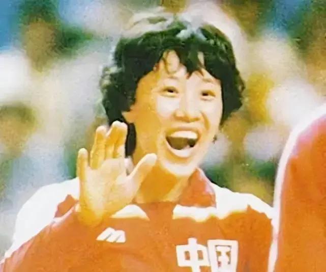 1981年女排世界杯4号(女排第一个世界冠军的队员今何在，你们还好吗？你们不应该被遗忘)