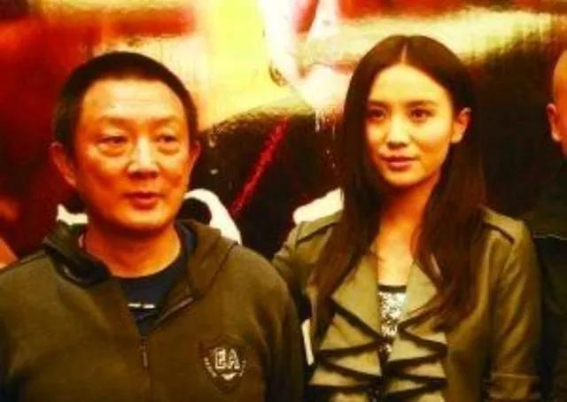 演员小宋佳，情史丰富依旧单身，42岁不缺爱情