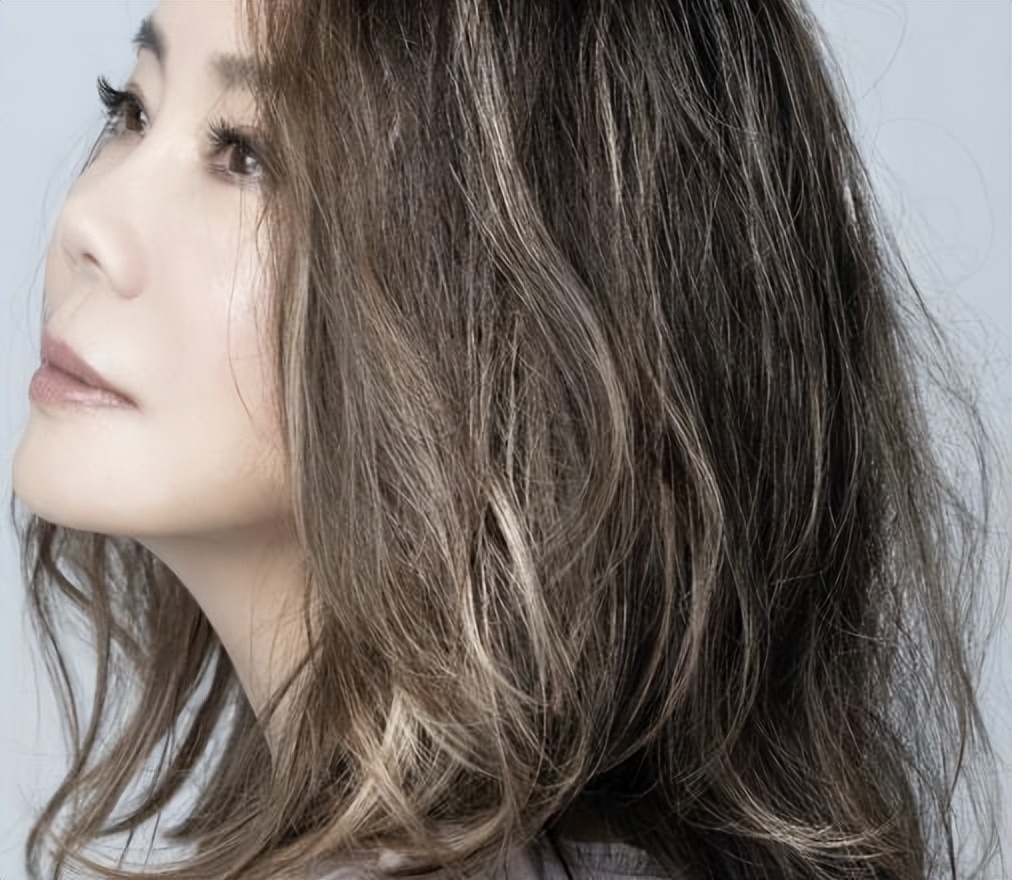 辛晓琪好听的歌(辛晓琪情路坎坷,爱上小15岁的小鲜肉,李宗盛的一句