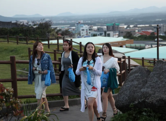 幸福从天而降，已有高校传来消息，大学生有望迎来3个月超长暑假