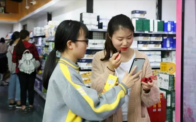 专升本毕业后，仍和本科有差距？第一学历是什么？