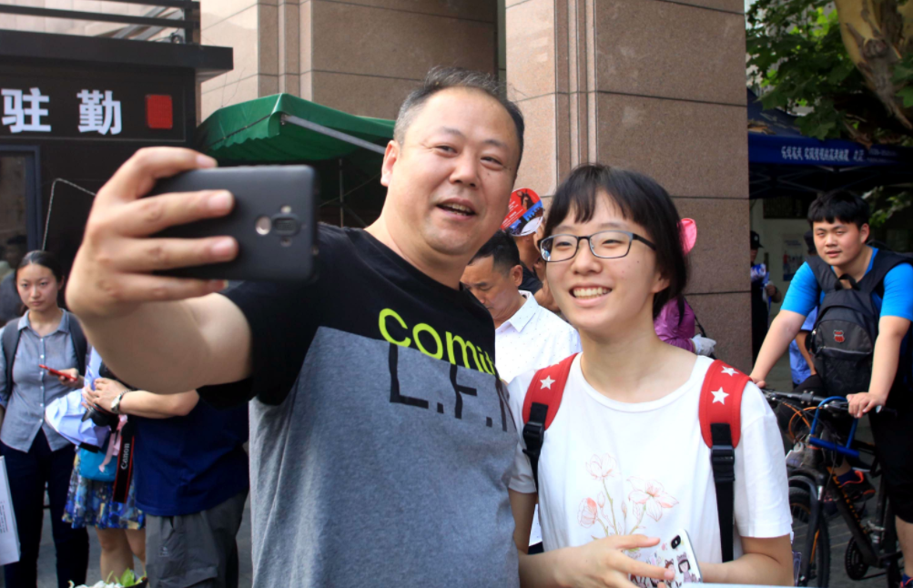 高考和中考当天，家长应该全程陪同吗？过来人给出建议