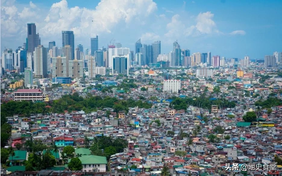 菲律宾人口多少亿人2022(菲律宾大部分地区是山地，为何可以承载一亿多人口？)
