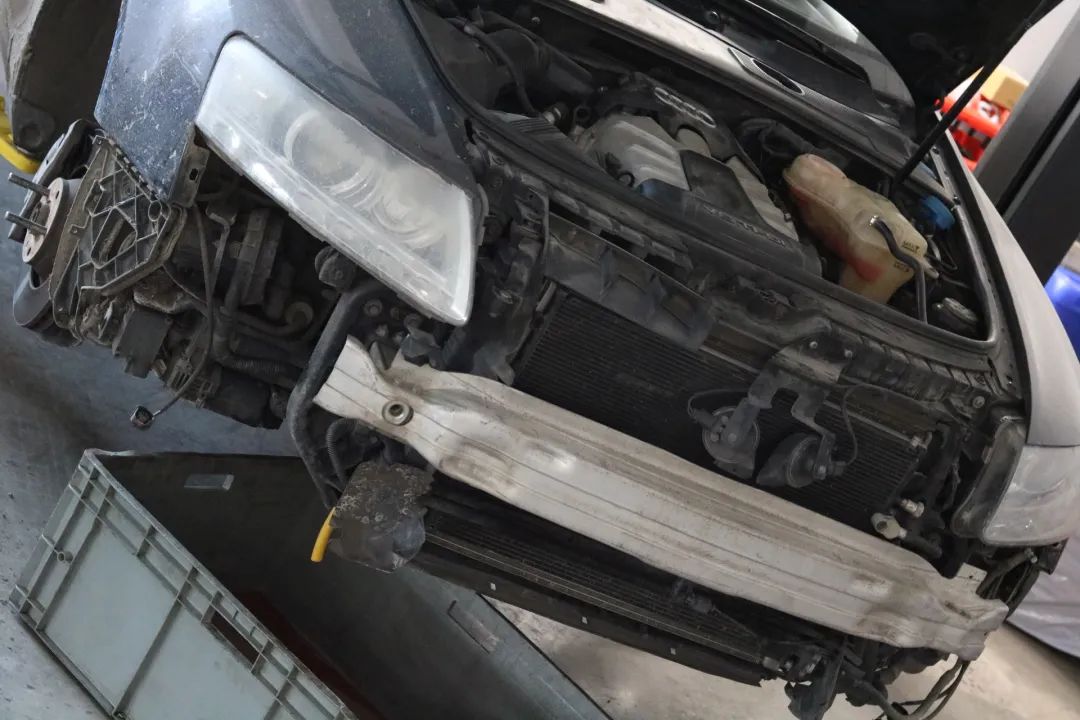 10年"残损破烂"老款奥迪a6,全车拆解大翻新,救活再变准新车