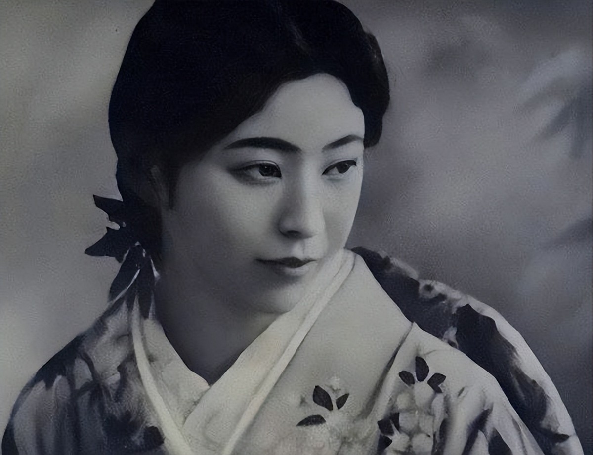 溥杰出狱后，想与日本皇室妻子团聚，总理爽快同意，溥仪强烈反对