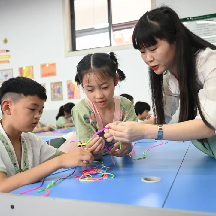 成都市双流区棠湖小学（南区）开展“我们的节日—端午”系列活动