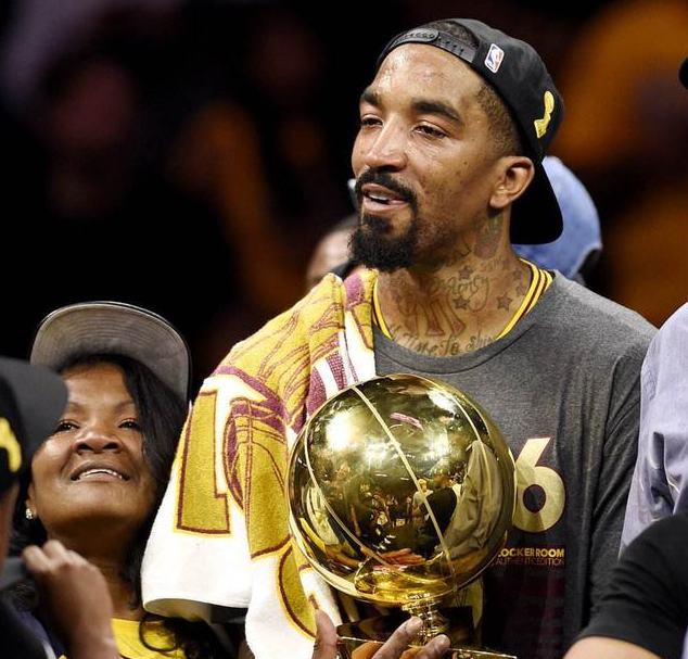 盘点：NBA历史十大神经刀，一人拿球九人慌，人人都是乔丹