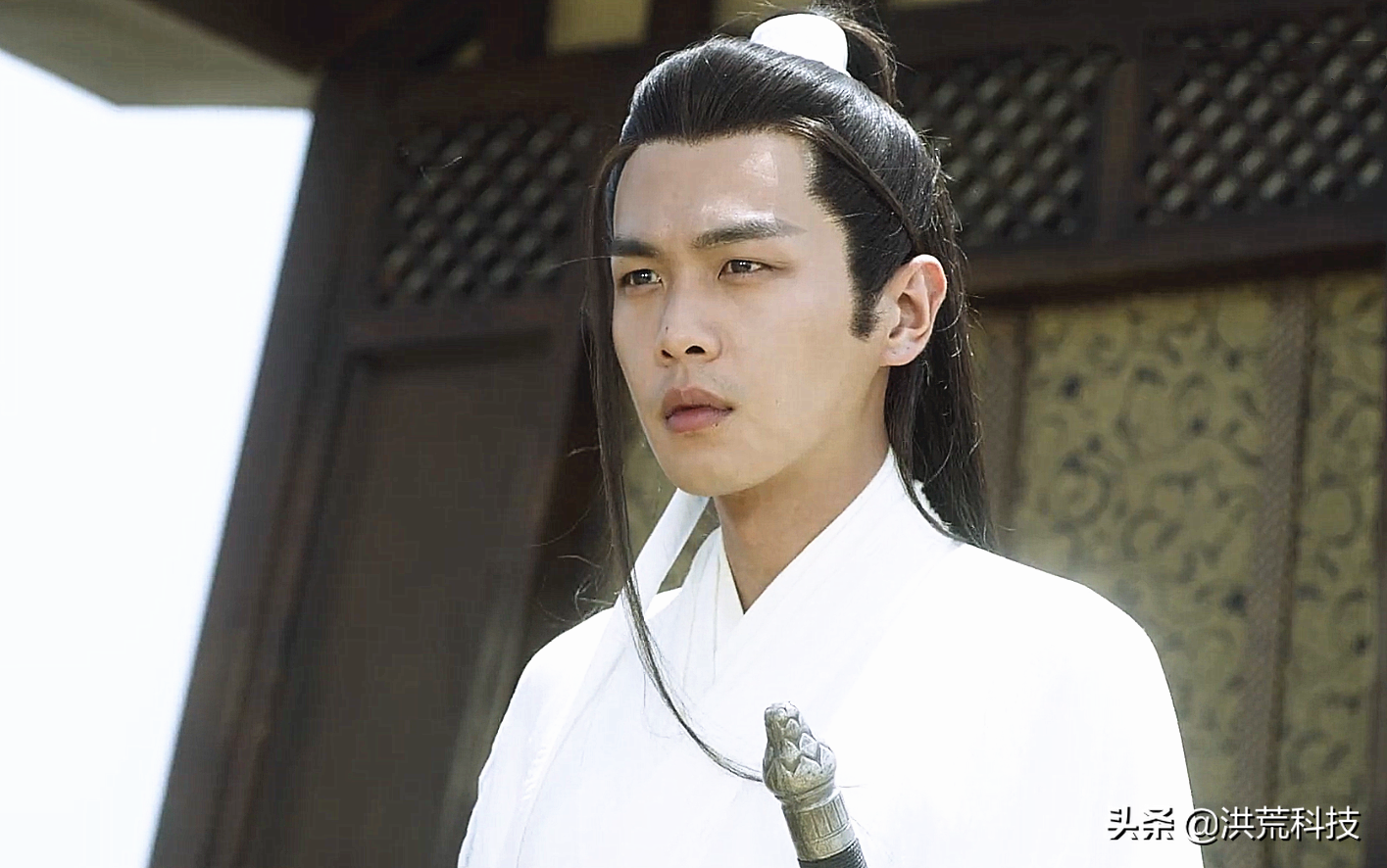 张若昀,李庚希主演的电视剧《雪中悍刀行》已经更新到了第十八集,这部