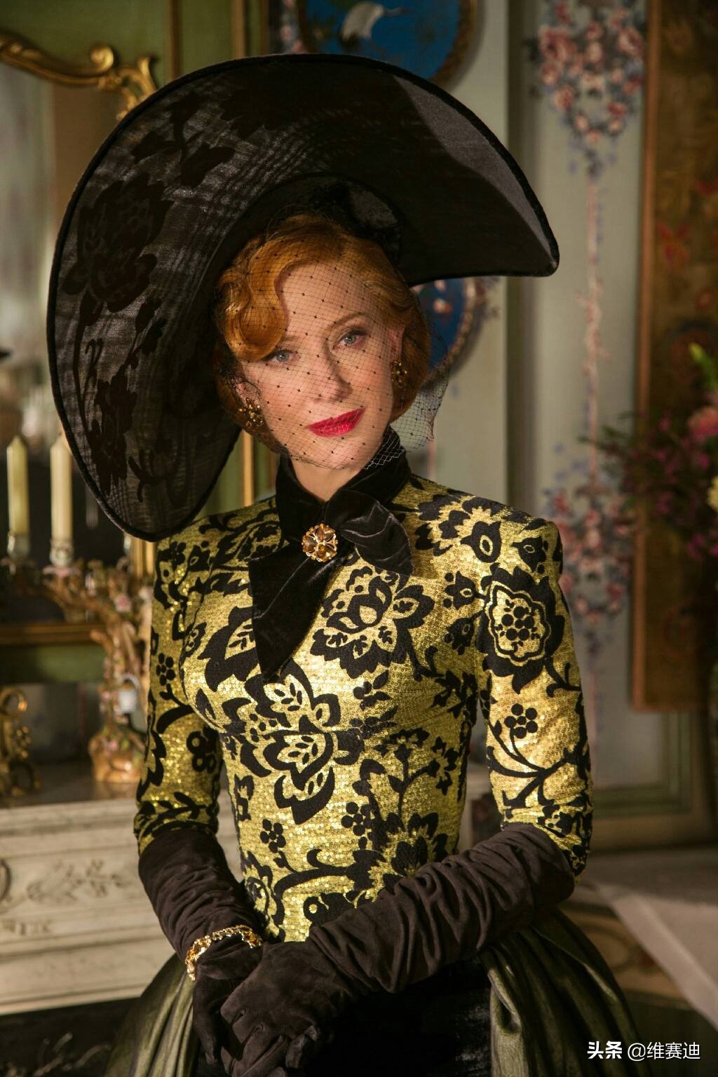 将自己“尖锐”的一面放在适合的位置，这就是布兰切特成功的秘诀