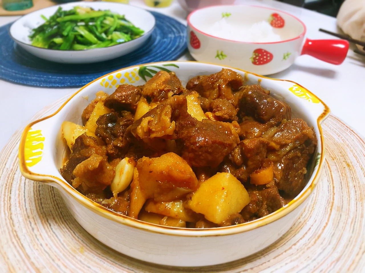 冬天免疫力低，多吃这8种食物，“叶酸”含量高，男女老幼皆受益
