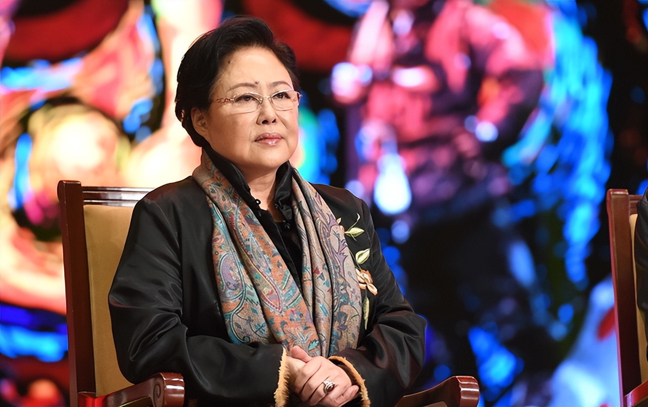 斯琴高娃的女儿孙丹:我的沧桑母亲,我的瘫痪父亲,我带泪的亲情