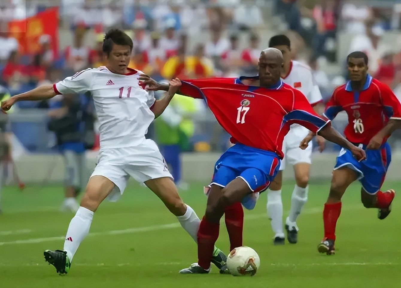 中超为什么这么多人看（丢脸丢到全世界！国足这么菜，为什么不解散 ？）-华海博客