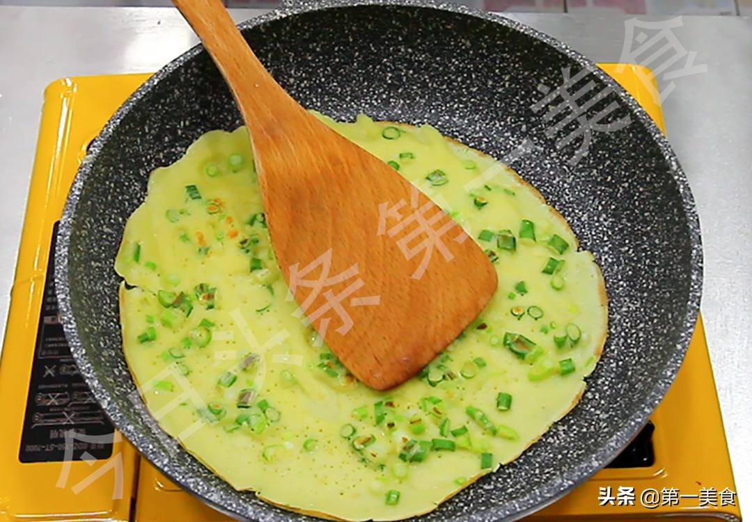 開學(xué)了，學(xué)會(huì)這5道懶人早餐餅，簡(jiǎn)單省事，營養(yǎng)美味，孩子吃得香