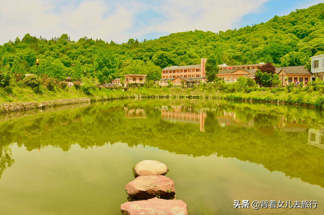 信陽附近自駕遊景點(河南300人網紅村,門票0元,適合自駕遊)