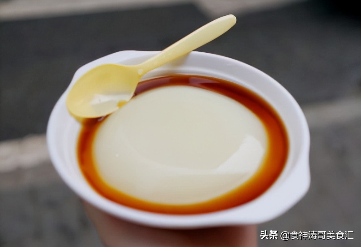 重庆名小吃有哪些（重庆10大特色美食小吃推荐）